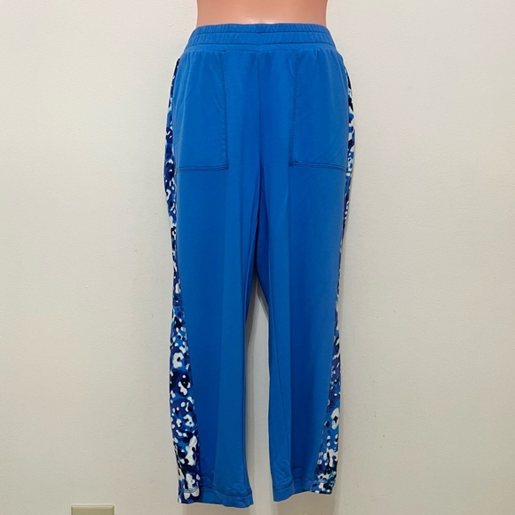 Isaac Mizrahi Live! Soho French Terry Slim Straight Crop Pants - Picture 3 of 9
